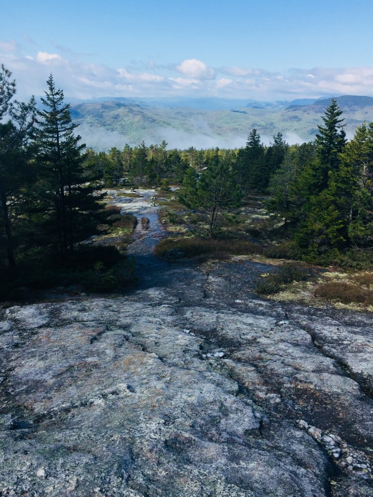 The long summit ridge of Rumford Whitecap