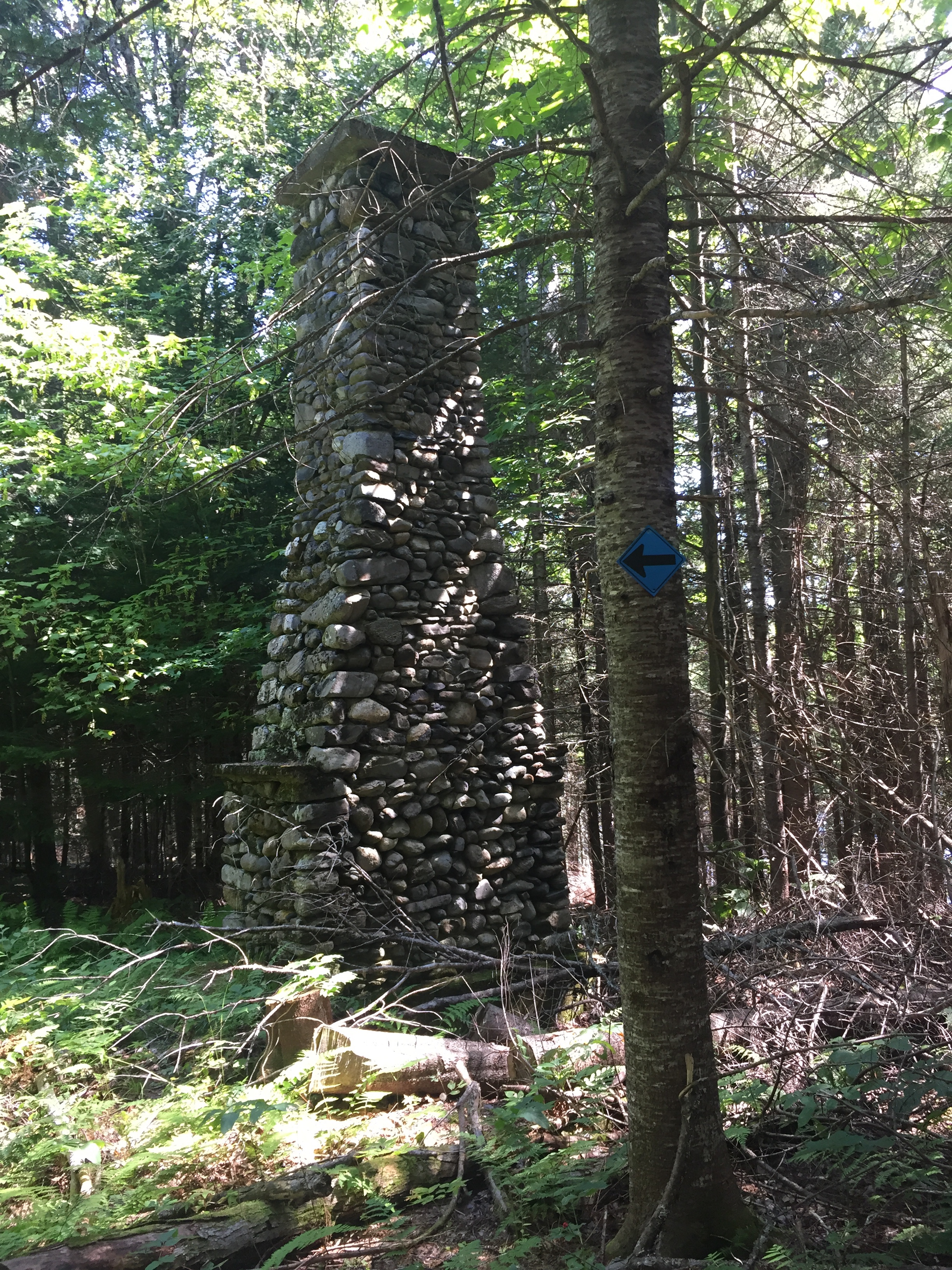 Gerry's Gazebo, Pond Loop Trail